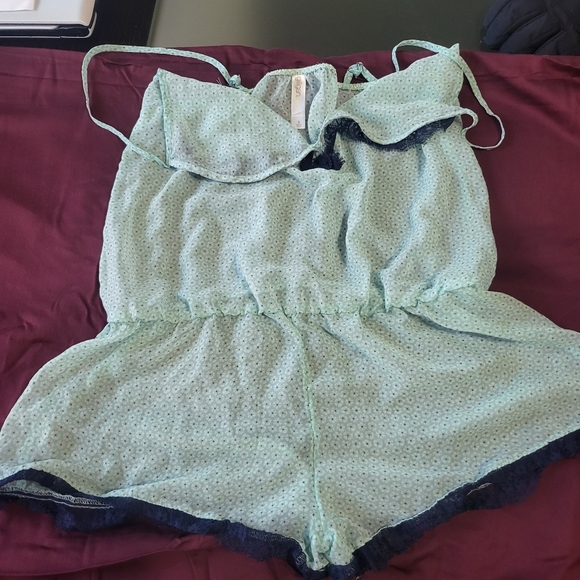 Romper - Picture 3 of 3